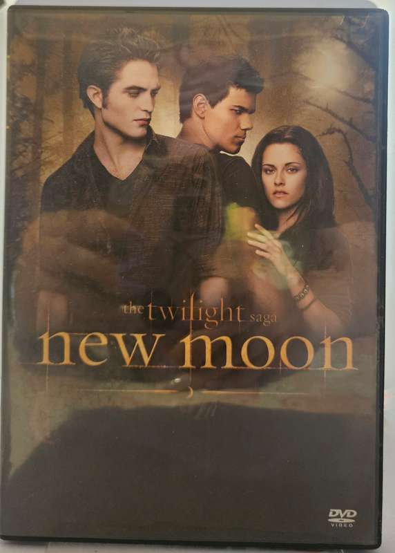 The Twilight Saga New Moon  DVD (282)