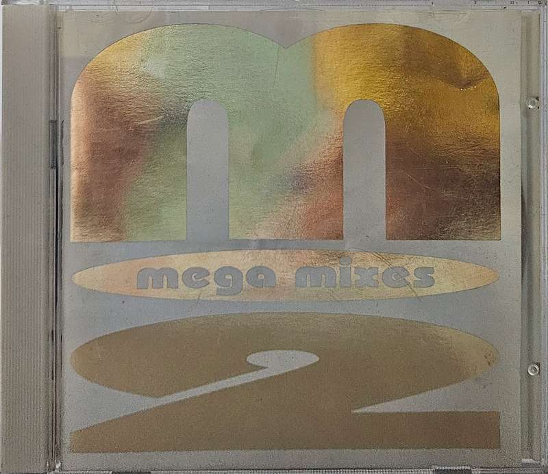 Mega Mixes 2    (2081)