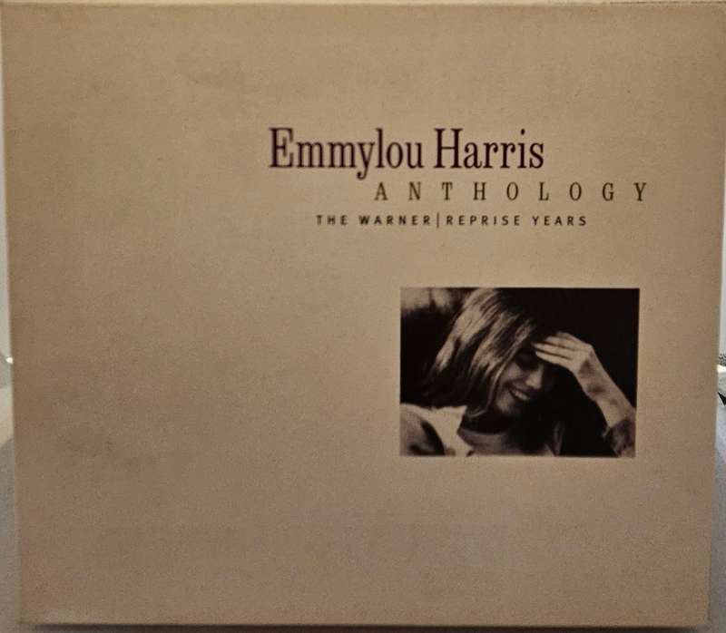 Emmylou Harris Anthology  (3926)