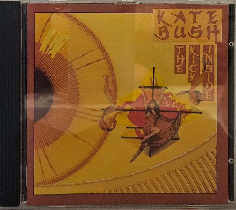 Kate Bush Kick inside  (2445)