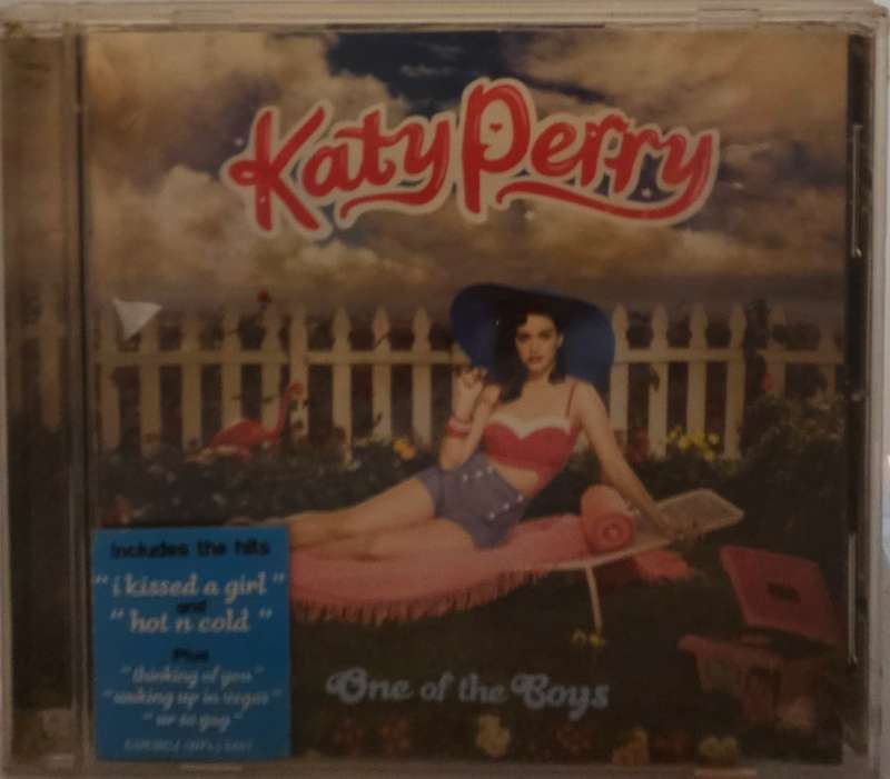 Katy Petty One of the Boys  (2646)