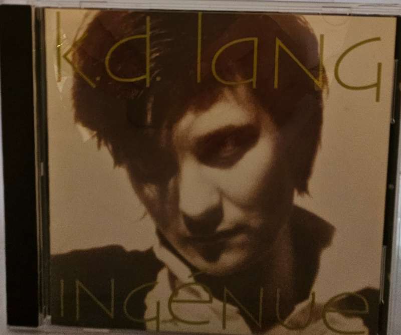 KD Lang Ingenue  (2769)
