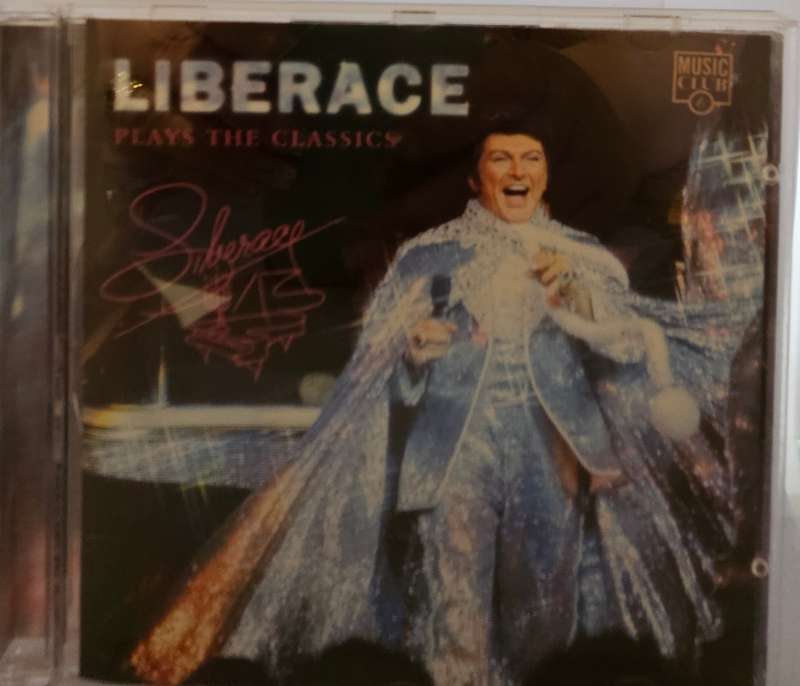Liberace Plays The Classics  (2749)