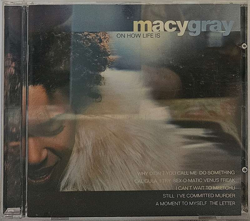 Macy Gray on how life is  (2495)