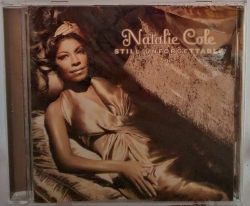 Natalie Cole Still Unforgettable  (3819)