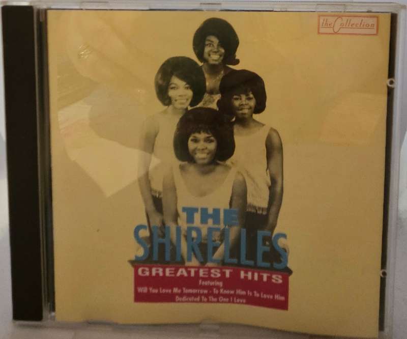 The Shirelles Greatest Hits  (2860)