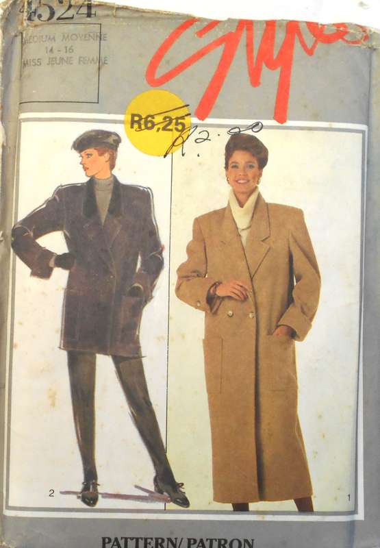 STYLE 4524 LINED COAT OR JACKET SIZE MEDIUM 14-16 COMPLETE-UNCUT-F/FOLDED