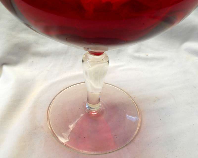 Stunning Large 21.5 cm Red Glass Brandy Sniffer with clear stem