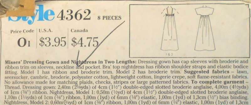 STYLE 4362 DRESSING GOWN & NIGHT DRESS SIZE MEDIUM 14-16 COMPLETE