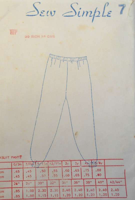 SEW SIMPLE 7 TRACKSUIT BOTTOMS SIZE 30 OR 76 CM COMPLETE-UNCUT-F/FOLDED