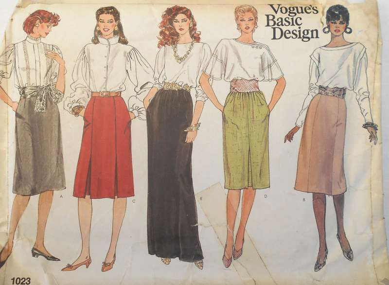 VOGUE BASIC DESIGN 1023 STRAIGHT OR SLIGHTLY A LINE SKIRTS SIZE 6-8-10 COMPLETE-UNCUT-F/FOLDED