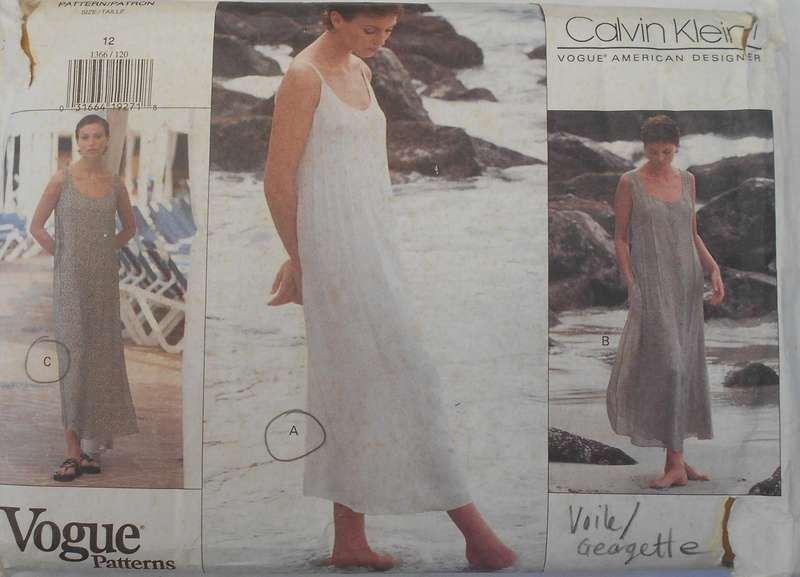 VOGUE 1366 CALVIN KLEIN LOOSE FITTING LINED DRESS SIZE 12 COMPLETE-PART CUT