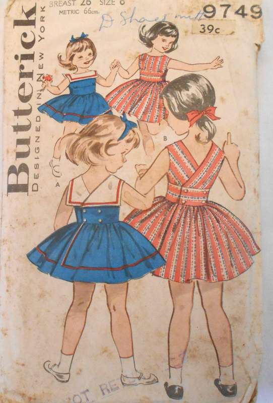V/VINTAGE BUTTERICK 9749 GIRLS BACK WRAPPED DRESS SIZE 8 YEARS BREAST 26 COMPLETE