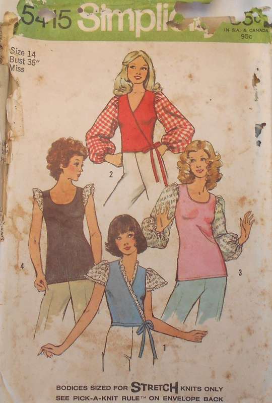 SIMPLICITY 5415 SET OF TOPS FOR KNITS SIZE 14 BUST 36"-COMPLETE