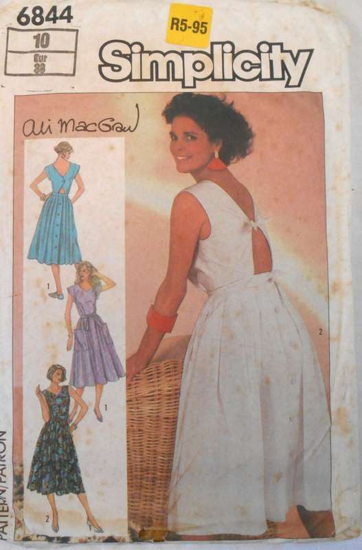 SIMPLICITY 6844 DRESS WITH BACK FEATURE SIZE 10 COMPLETE