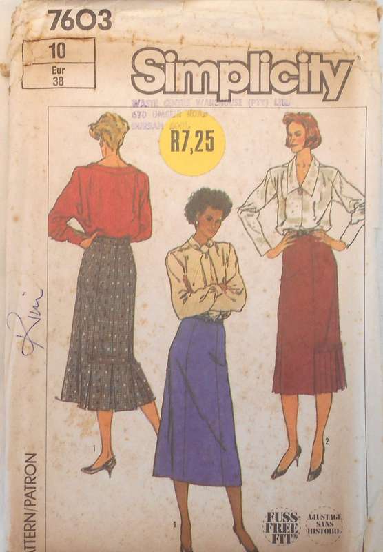 SIMPLICITY 7603 GORED SKIRTS IN 2 LENGTHS SIZE 10 COMPLETE