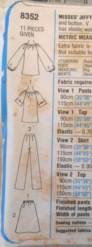 SIMPLICITY 8352 PLUS PULLOVER TOP-SKIRT-PANTS SIZE 14 BUST 92 CM COMPLETE