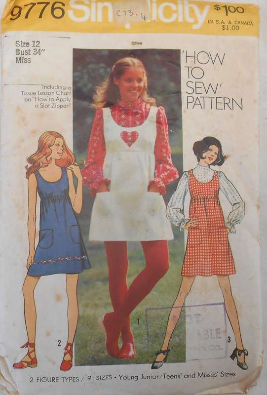 SIMPLICITY 9776 MINI PINAFORE OR MINI DRESS & BLOUSE SIZE 12 BUST 34 COMPLETE