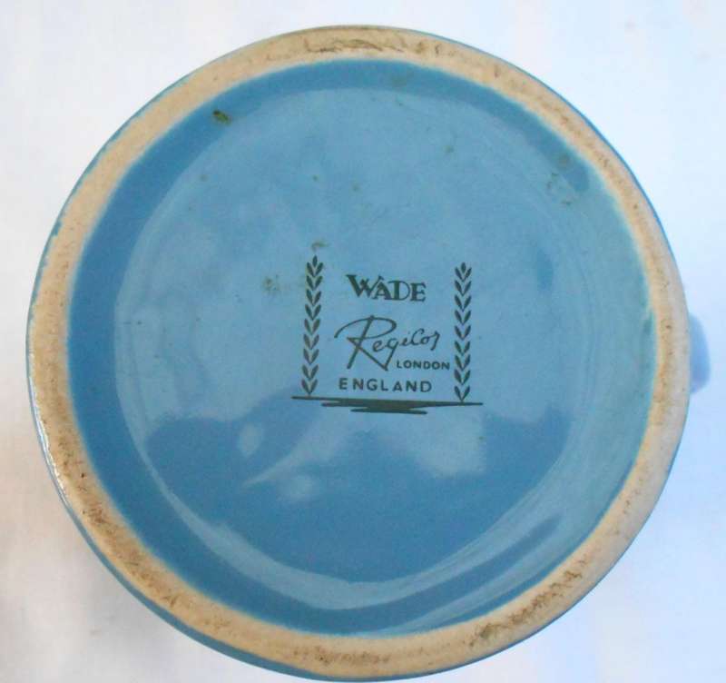 Vintage BOAC WADE MUG & BOAC JUNIOR JET CLUB LOGBOOK