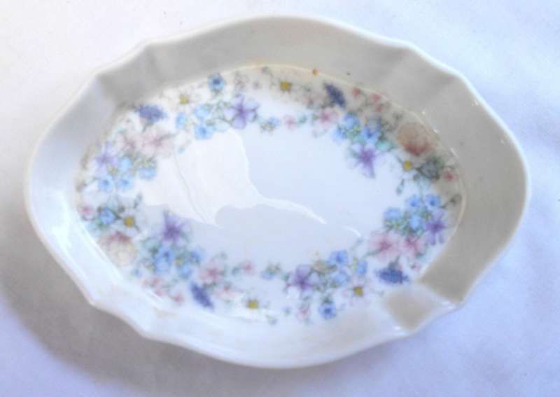 1980 WEDGWOOD LARGE OVAL "ANGELA" TRINKET DISH-MADE IN ENGLAND
