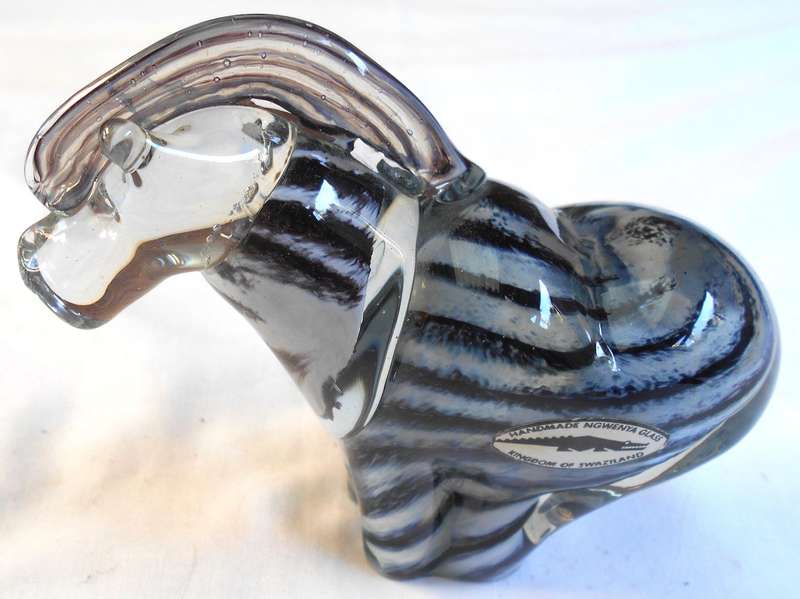HANDMADE NGWENYA GLASS LARGE ZEBRA - MADE IN THE KINGDOM OF SWAZILAND IN EXCELLENT CONDITION