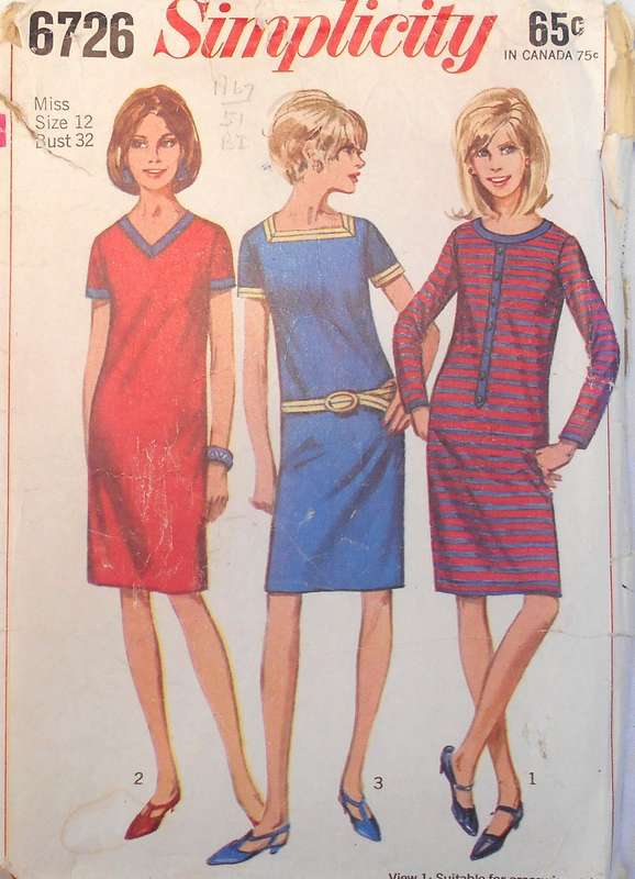 VINTAGE SIMPLICITY 6726 ONE PIECE DRESS WITH 3 NECKLINES SIZE 12 BUST 32 -COMPLETE