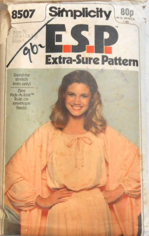 SIMPLICITY 8507 PULLOVER DRESS & SHAWL SIZE 10-12-14 COMPLETE CUT TO 14