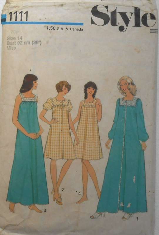 STYLE 1111 NEGLIGEE SIZE 14 BUST 92 CM NEGLIGEE COMPLETE-NIGHT GOWN INCOMPLETE
