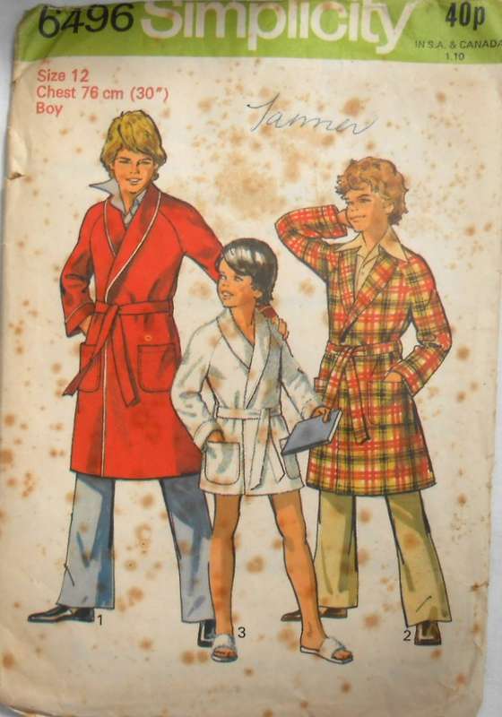 VINTAGE SIMPLICITY 6496 BOYS ROBE IN 2 LENGTHS SIZE 12 YEARS CHEST 76 CM - COMPLETE