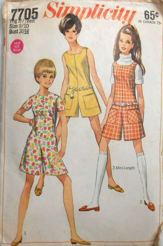 VINTAGE SIMPLICITY 7705 TEEN PANTSDRESS SIZE 9/10 BUST 31 1/2 COMPLETE