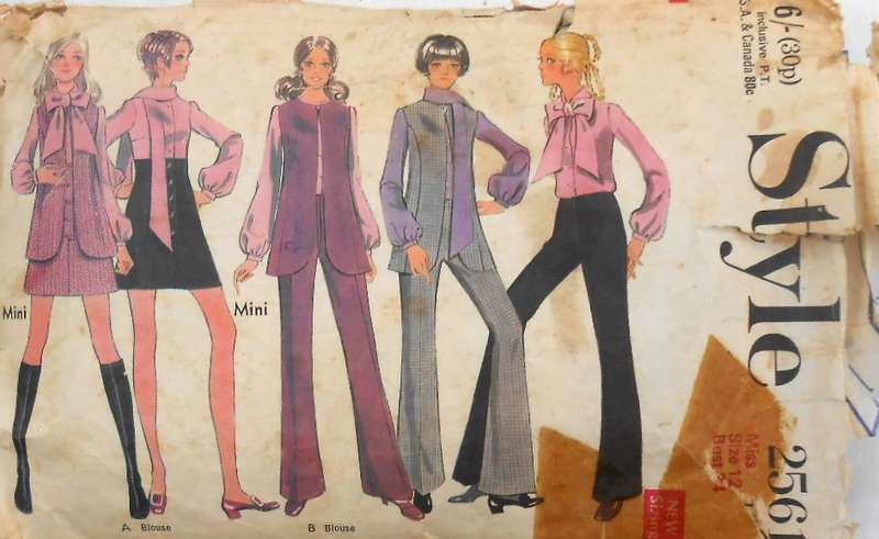 VINTAGE STYLE 2561 BLOUSE-SCARF-PANTS-SKIRT-SLEEVELESS JACKET SIZE 12 BUST 34 COMPLETE