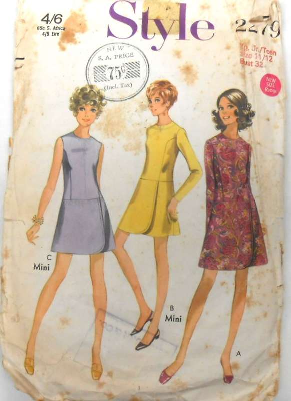 VINTAGE STYLE 2279 DRESS IN 2 LENGTHS SIZE 11/12 BUST 32 COMPLETE