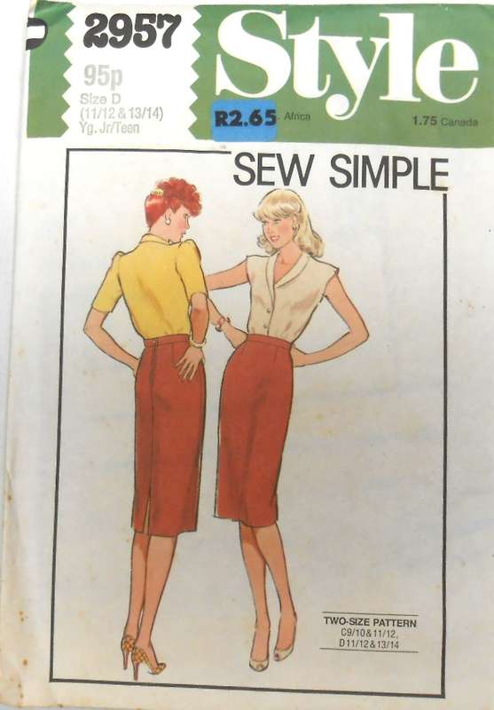 STYLE 2957 SLIM STRAIGHT SKIRT SIZES-11/12-13/14 TEEN COMPLETE