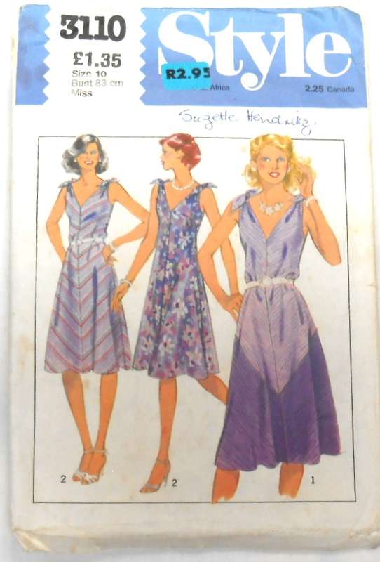 STYLE 3110 BIAS DRESS WITH V FRONT SIZES-10 BUST 83 CM COMPLETE