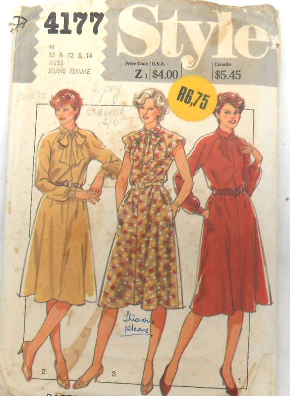 STYLE 4177 PULLOVER DRESS SIZES-10-12-14 - NO SLEEVE OR CUFF SUPPLIED