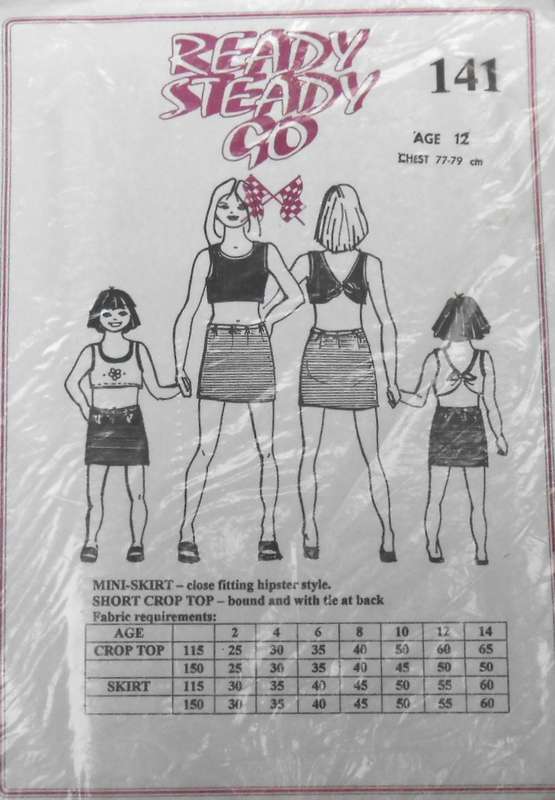 READY STEADY GO 141 GIRLS MINI SKIRT+SHORT CROP TOP SIZE 12 YEARS BUST 77/79 CM COMPLETE-UNCUT-F/F