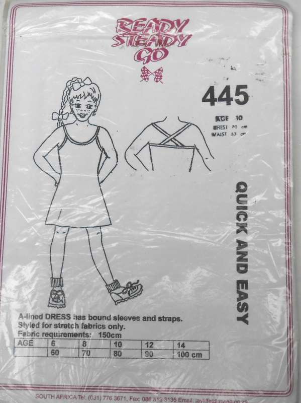 READY STEADY GO 445 GIRLS A-LINED DRESS SIZE 10 YEARS BUST 70 CM COMPLETE-UNCUT-F/F