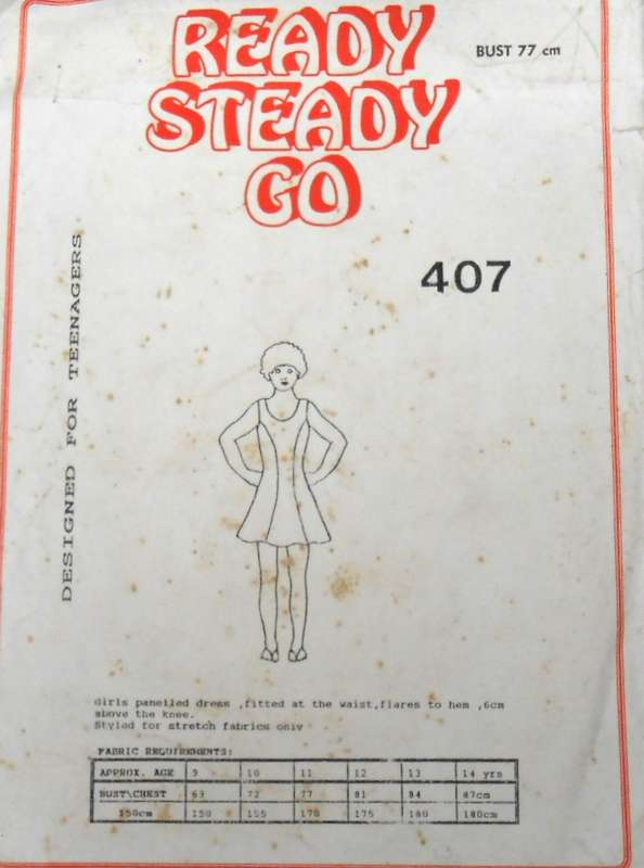 READY STEADY GO 450 GIRL PANELLED DRESS FOR STRETCH FABRIC SIZE 12 YEARS BUST 77 CM COMPLETE
