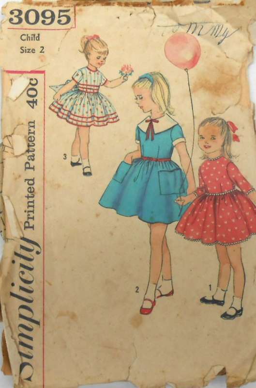 VINTAGE SIMPLICITY 3095 TODDLERS DRESS SIZE 2 YEARS SEE LISTING ZIPLOC