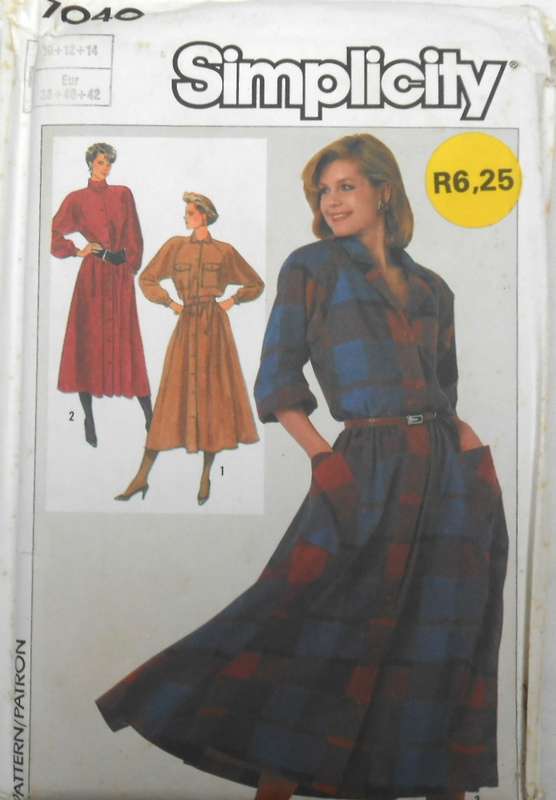SIMPLICITY 7040 DRESS WITH FLARED SKIRT SIZE 10-12-14 COMPLETE-UNCUT-F/FOLDED