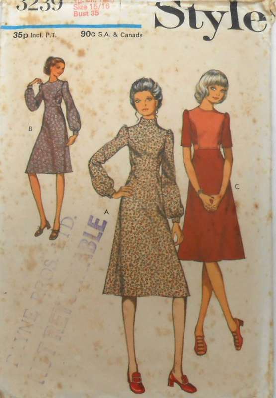 VINTAGE STYLE  3239 DRESS WITH TIES SIZE 15/16 BUST 35 SEE LISTING