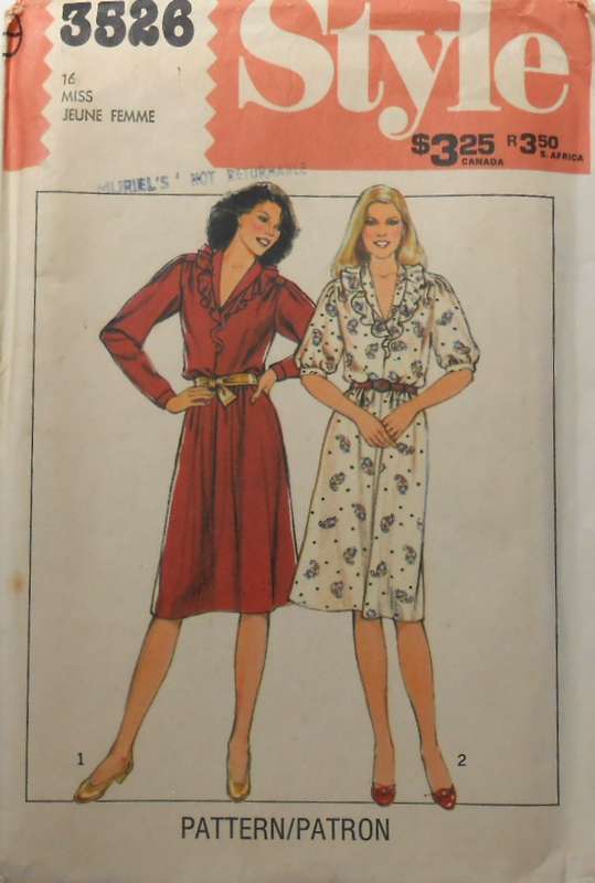 STYLE 3526 PULLOVER DRESS WITH SHAWL COLLAR SIZE 16 COMPLETE-UNCUT-F/FOLDED