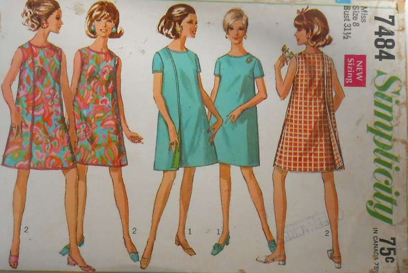 VINTAGE SIMPLICITY 7484 WRAP AROUND DRESS SIZE 8 BUST 31 1/2 COMPLETE