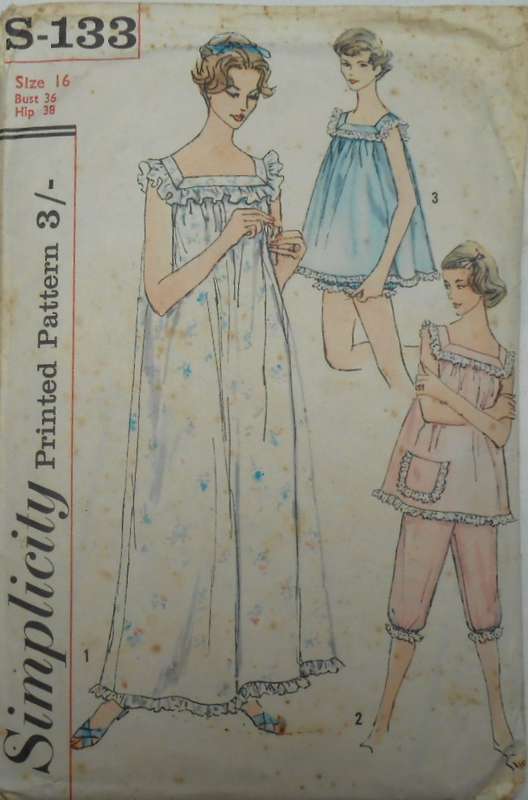 V/VINTAGE SIMPLICITY S-133 LADIES NIGHITIES-PANTS-KNICKERS SIZE 16 BUST 34-COMPLETE