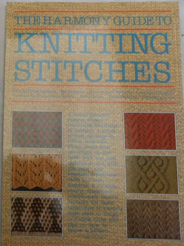 THE HARMONY GUIDE TO KNITTING STITCHES 96 PAGES SOFT COVER