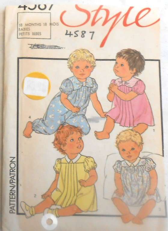 STYLE 4587 BABIES DRESS &ROMPER SIZE 18 MONTHS COMPLETE-ZIPLOC