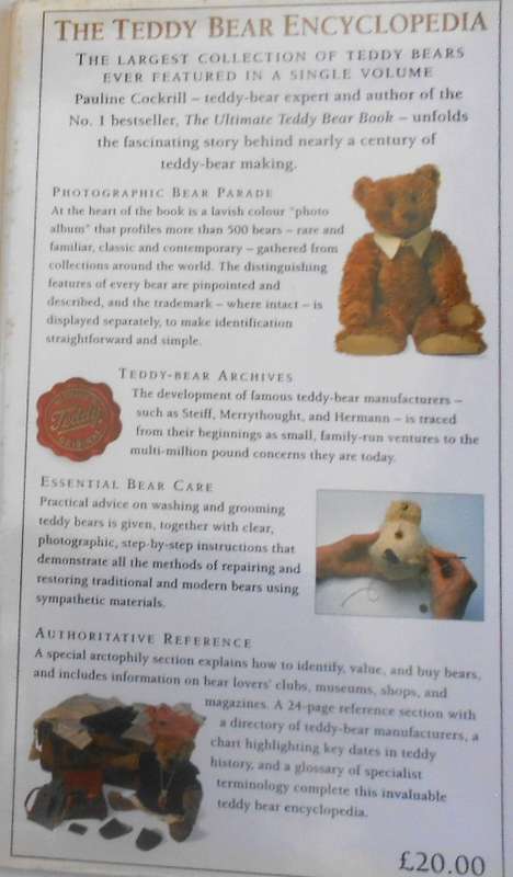 THE TEDDY BEAR ENCYCLOPEDIA-PAULINE COCKRELL-244 A4 PAGES HARDCOVER WITH DUST JACKET