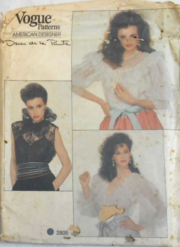 VOGUE 2805 OSCAR DE LA RENTA- BLOUSE & CAMISOLE SIZE 12 COMPLETE-UNCUT-F/FOLDED