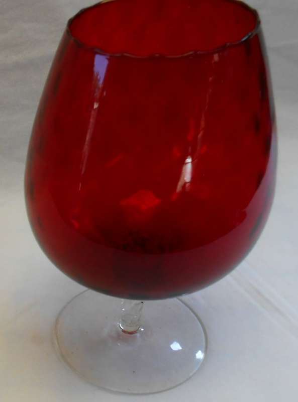 Mid Century Vintage 24.5 cm Italian twisted clear glass Footed Wine-Red Goblet or Vase