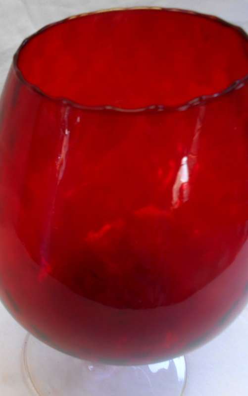 Mid Century Vintage 24.5 cm Italian twisted clear glass Footed Wine-Red Goblet or Vase